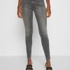 Diesel Bas Prix SLANDY-LOW-ZIP - Jeans Skinny normale femme