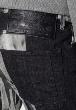 Prix Équitable Diesel KRAS - Jean droit jeans normale homme -Boutique France Diesel 02b90d4c49724039acc3c13844263803