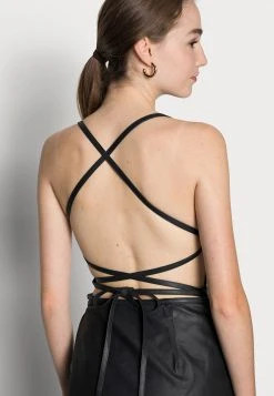 Prix Sympa Diesel DE-STRA-SP - Robe de jour robes echancrure dos femme -Boutique France Diesel 098a149612c94923b2f6515dac0ad144