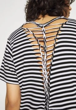 Prix Distinctifs Diesel BRARIA - T-shirt imprimé t-shirts echancrure dos female -Boutique France Diesel 0cc314ae7b6e4ab4b3d35668b40a47c8