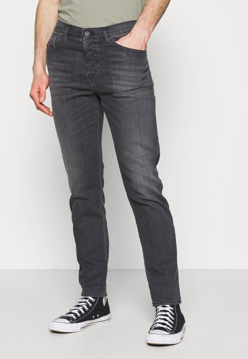 Diesel Garantie De Qualité 100% D-FINING - Jeans fuselé normale homme 1 Diesel Garantie De Qualité 100% D-FINING - Jeans fuselé normale homme