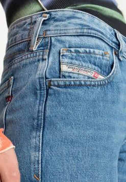 Diesel Prix Refroidis Jean droit jeans basse femme -Boutique France Diesel 104dca0269a342bba1a4e605962e6699