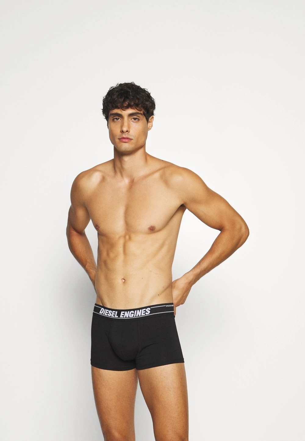 Prix Dynamité Diesel DAMIEN 3 PACK - Shorty sous-vêtements normale homme 1 Prix Dynamité Diesel DAMIEN 3 PACK - Shorty sous-vêtements normale homme