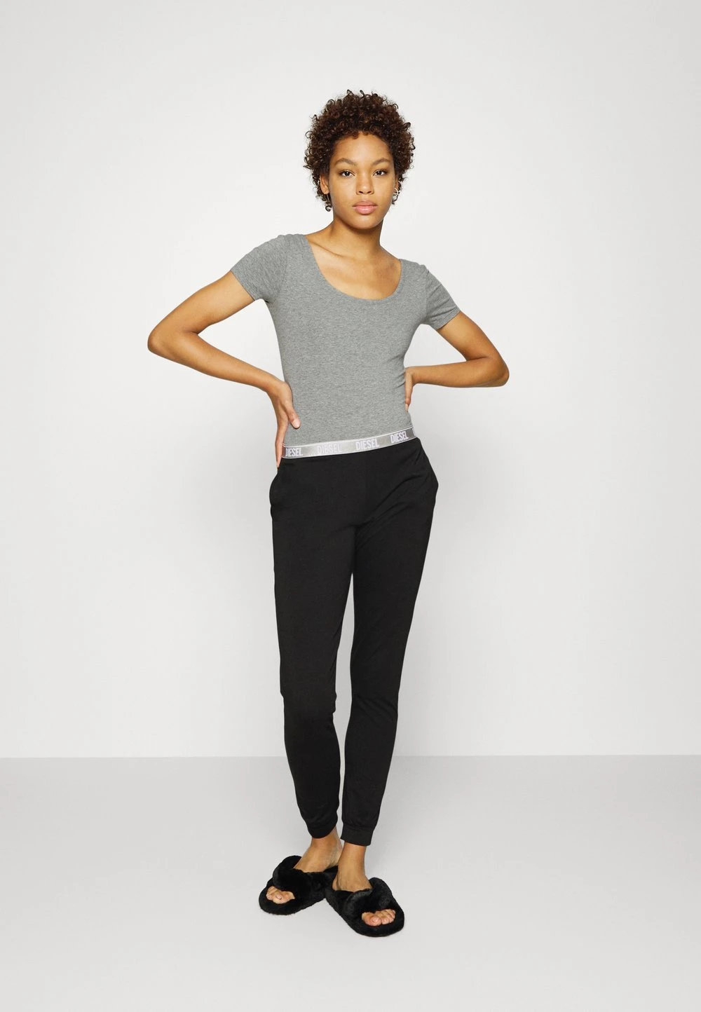 Meilleur Prix Garanti Diesel Body lingerie echancrure dos femme 2 Meilleur Prix Garanti Diesel Body lingerie echancrure dos femme – Image 2