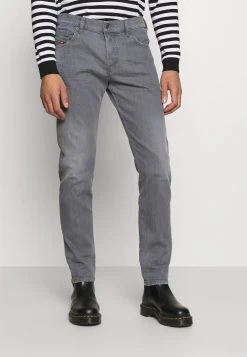 Prix De Lancement Diesel YENNOX - Jean slim jeans normale homme