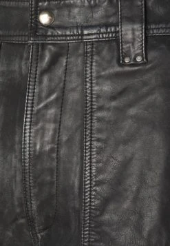 Se Vend Bas Prix Diesel SHANTY TROUSERS - Short shorts haute homme -Boutique France Diesel 16e179b51058494a96d676e54e2768e3