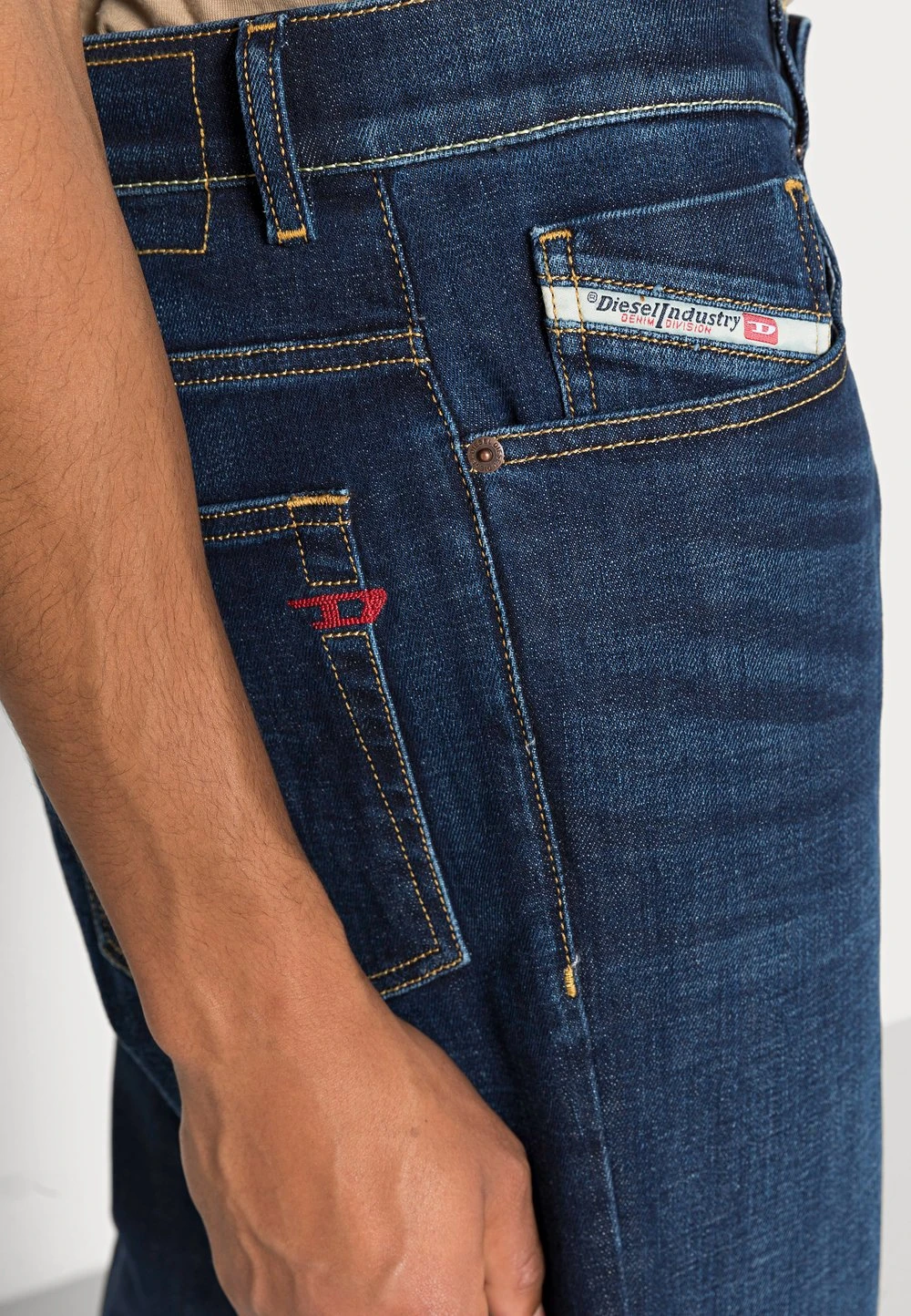 Première Qualité Diesel FINING - Jean droit jeans normale homme 5 Première Qualité Diesel FINING - Jean droit jeans normale homme – Image 5