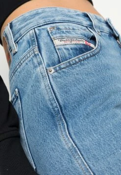 Prix Dégriffé Diesel Jean droit jeans haute female -Boutique France Diesel 18adc822d4ca49d98980dfe5d5927dc6