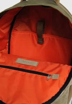 Bonne Qualité Diesel DHORIAN - Sac à dos sacs homme homme -Boutique France Diesel 18f6f8802d514b2eaa8ba2572de31d8d