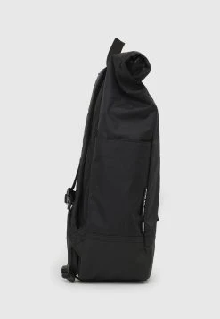 Prix Dynamité Diesel SHINOBI - Sac à dos sacs compartiment pour pc portable homme -Boutique France Diesel 1a7220795d0c4d0db0a390c5fa0f4bde