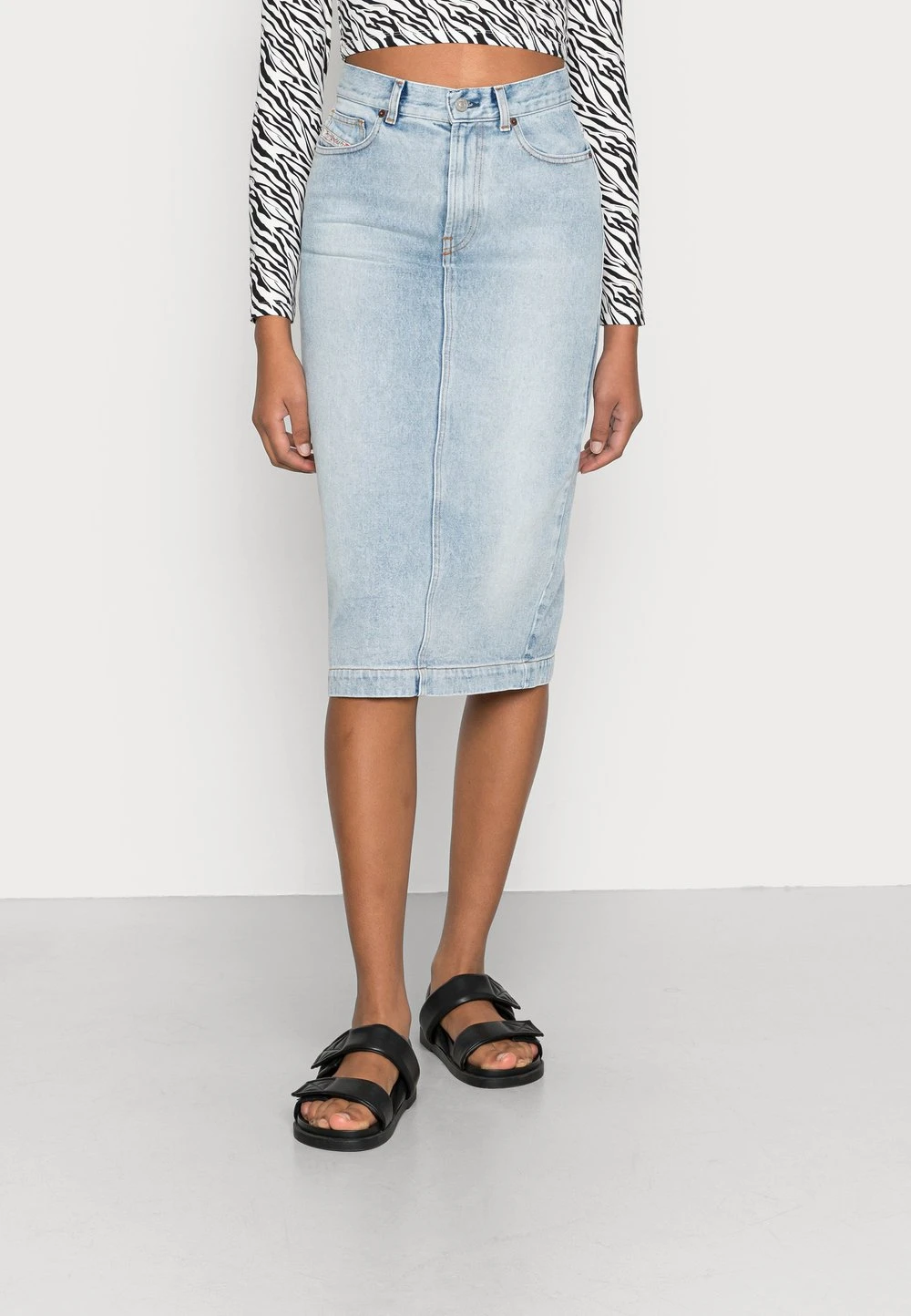 Diesel DE-RONNY - Jupe en jean Remise En Ligne jupes fermeture éclair femme 1 Diesel DE-RONNY - Jupe en jean Remise En Ligne jupes fermeture éclair femme