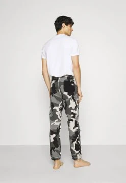 Diesel UMLB-PETER TROUSERS - Bas de pyjama Prix Accessible pyjamas normale homme 9 Diesel UMLB-PETER TROUSERS - Bas de pyjama Prix Accessible pyjamas normale homme -Boutique France Diesel 2015913f8f534d77846da2e767e3cc00