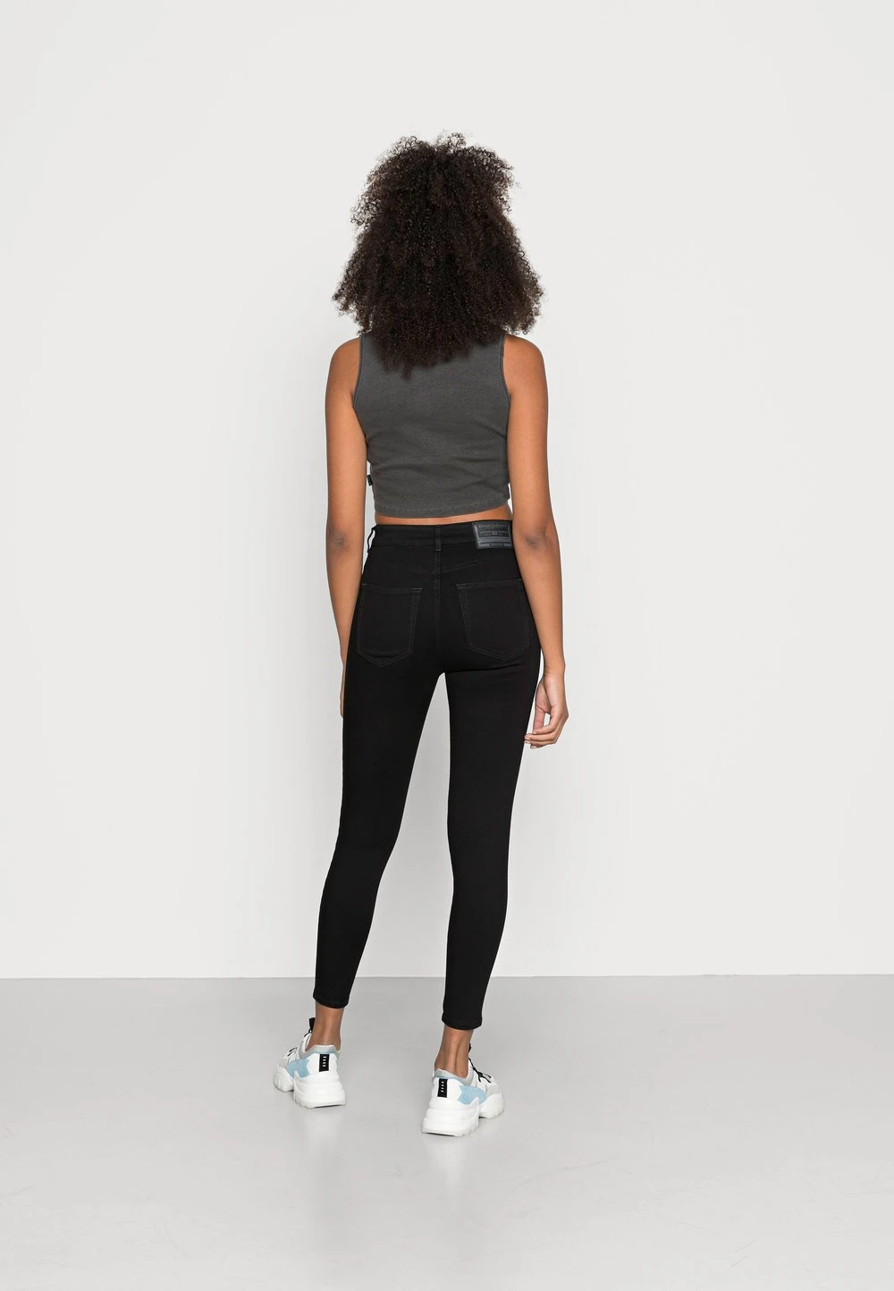 Diesel 1984 SLANDY HIGH - Jeans Skinny Réduction haute female 3 Diesel 1984 SLANDY HIGH - Jeans Skinny Réduction haute female – Image 3