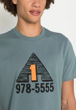 Prix Aimable Diesel T JUST C8 - T-shirt imprimé t-shirts & polos col rond homme 10 Prix Aimable Diesel T JUST C8 - T-shirt imprimé t-shirts & polos col rond homme -Boutique France Diesel 21849b3878c94055a358825177e4fa79