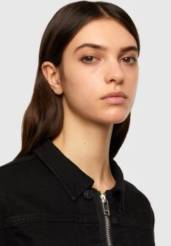 Diesel DE-BLONDY - Veste en jean Plus Bas Prix De Vente vestes col à revers femme 8 Diesel DE-BLONDY - Veste en jean Plus Bas Prix De Vente vestes col à revers femme -Boutique France Diesel 22fd244d7a684786880a05e4ecd8d96a