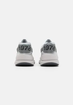 50% Off De Vente Diesel S-SERENDIPITY LC - Baskets basses sneakers rond male 16 50% Off De Vente Diesel S-SERENDIPITY LC - Baskets basses sneakers rond male -Boutique France Diesel 275ae998bf6a4d00b606fa056ff11cef