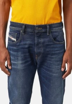 Diesel Jean droit Prix Refroidis jeans normale homme 9 Diesel Jean droit Prix Refroidis jeans normale homme -Boutique France Diesel 2b9baf1a07bc47c9983534fb6fb1dba6