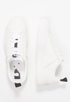 Vendre-Réclame Diesel CLEVER S-CLEVER LOW W - Baskets basses baskets & sneakers rond femme 12 Vendre-Réclame Diesel CLEVER S-CLEVER LOW W - Baskets basses baskets & sneakers rond femme -Boutique France Diesel 2c397ee9372c4e5dadacfd0ff62f0a62