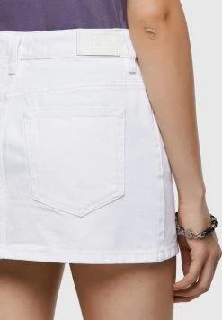 Diesel Remise En Ligne DE-EISY - Jupe en jean jupes fermeture éclair femme -Boutique France Diesel 30d909cec0b642d69b6506f547c78192