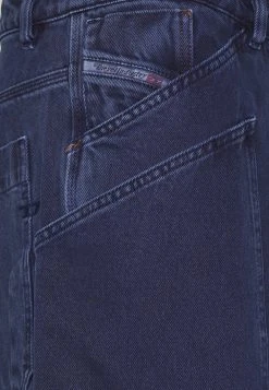 Diesel D-FRANKY-CARPENTER-S - Jean boyfriend Produit de première qualité jeans haute homme -Boutique France Diesel 33d0415b94ac484d9739e4745f57c3db