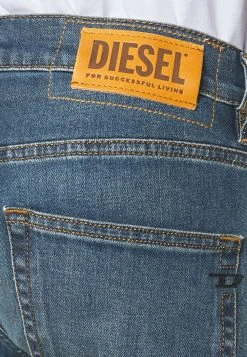 Réduction Diesel Jean droit jeans normale male -Boutique France Diesel 355439412d0c44ca9d4e5d25f5544f78