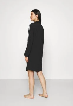 Diesel Prix Malin UFTEE-PYJIM - Chemise de nuit / Nuisette lingerie col revers femme -Boutique France Diesel 357b8d6a96b14051888da6b13f68cf12