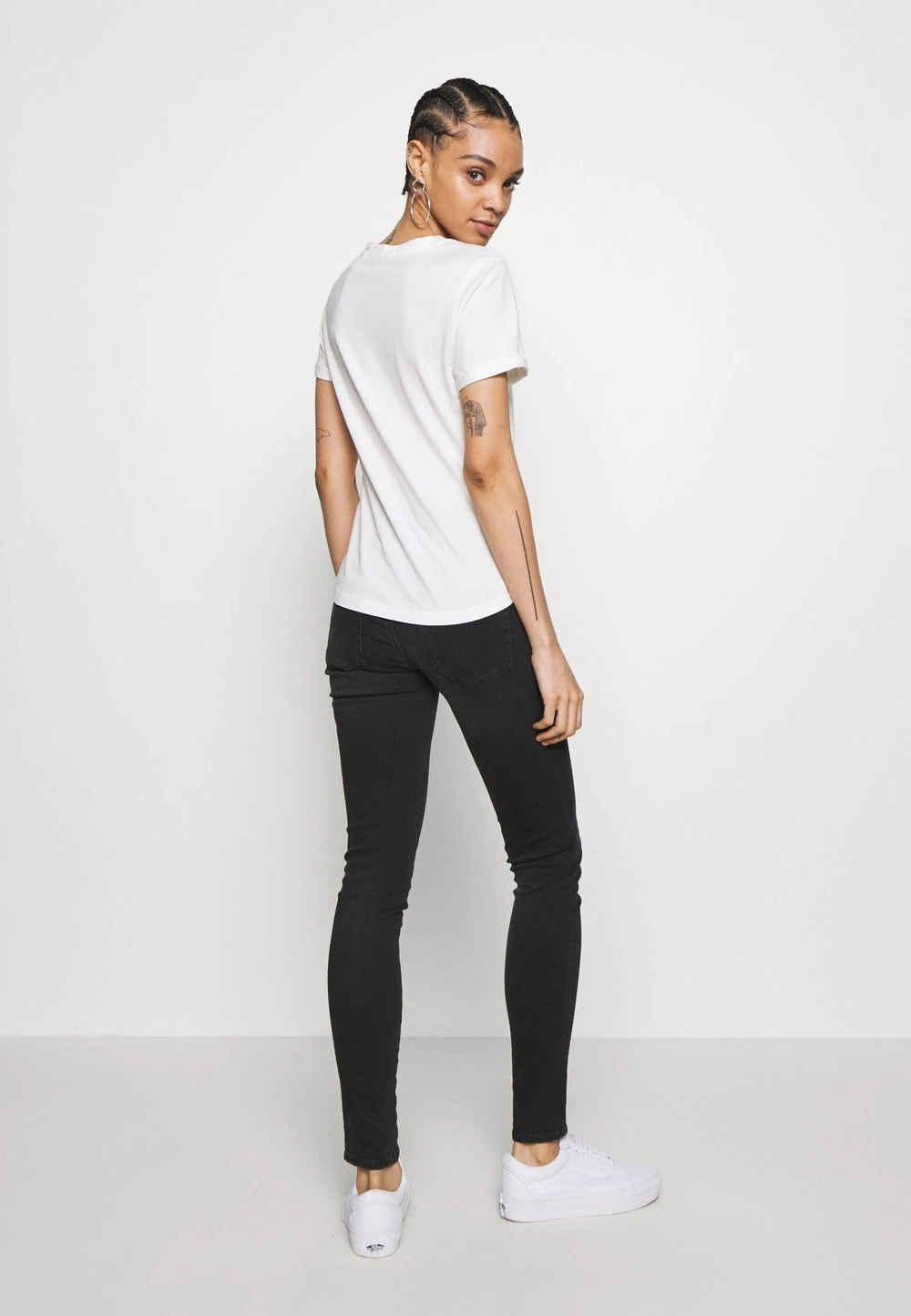 Vendre-Réclame Diesel SLANDY - Jeans Skinny normale female 3 Vendre-Réclame Diesel SLANDY - Jeans Skinny normale female – Image 3