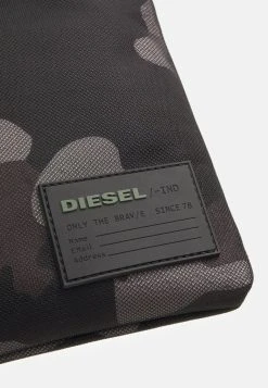 Prix Équitable Diesel DISCOVER-ME F-DISCOVER CROSS CROSS BODYBAG - Sac bandoulière sacs compartiment pour téléphone portable homme -Boutique France Diesel 391125787d614022b21f87279b65a9a4