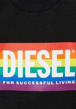 Diesel BFOWT-MUSCLE-ROUNDIE-PR - Débardeur Vendre t-shirts col rond female -Boutique France Diesel 3a81155177d24d64b16b7c6905006491