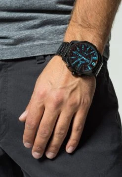 Diesel MEGA CHIEF - Montre à aiguilles qualité absolue montres et bijoux boucle déployante male