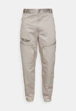 Diesel P-AMBRIDGE-A - Pantalon cargo Prix Légers pantalons normale homme -Boutique France Diesel 425bb81e3f5e4206bcb391ffcd3dcaec