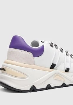 Diesel Plus Bas Prix De Vente Baskets basses baskets & sneakers rond femme -Boutique France Diesel 4623e39282d044278c577c3b6cab33dc