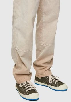 Promos Diesel D-AZERR - Jean droit jeans homme homme -Boutique France Diesel 46d55a8ca04347e18618321ac93d2307