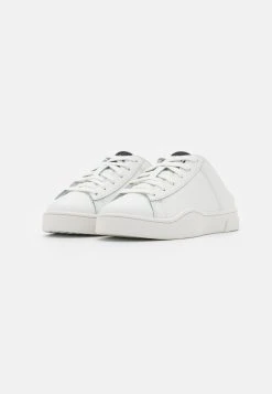 Diesel Vendre S-CLEVER MULE W - Baskets basses sneakers rond femme 9 Diesel Vendre S-CLEVER MULE W - Baskets basses sneakers rond femme -Boutique France Diesel 49b801b15d444c02a841ec7e283b90f8
