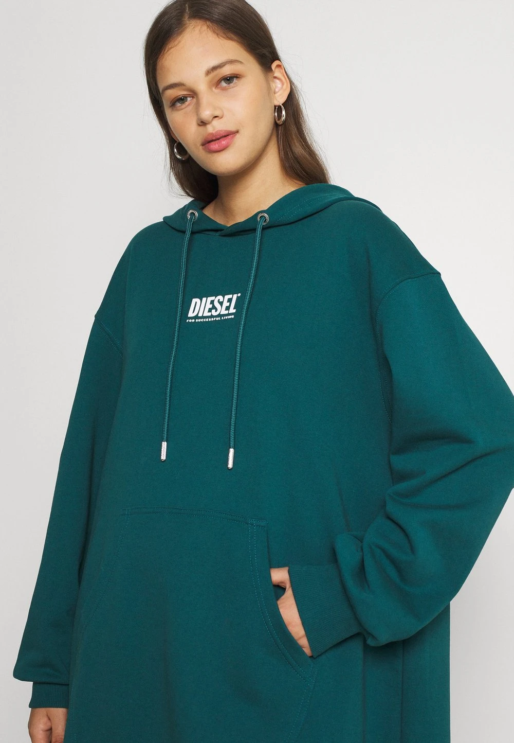 Diesel D-ILSE-ECOSMALLOGO - Robe de jour Vendre-Réclame robes capuche femme 4 Diesel D-ILSE-ECOSMALLOGO - Robe de jour Vendre-Réclame robes capuche femme – Image 4