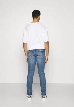 Diesel Prix Bradés Jean droit jeans normale male 40 Diesel Prix Bradés Jean droit jeans normale male -Boutique France Diesel 505faf864f184eaab8d5c63b8e9add40