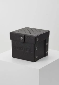 Prix Allégé Diesel DOUBLE PENDANT - Collier montres et bijoux mousqueton male -Boutique France Diesel 50b229e3cb3a48d08161f75604673cce