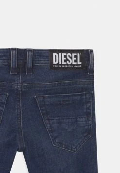 Diesel THOMMER - Jean slim Remise En Ligne jeans normale kids 5 Diesel THOMMER - Jean slim Remise En Ligne jeans normale kids -Boutique France Diesel 538fe53c8b944f268133fbe271f444af