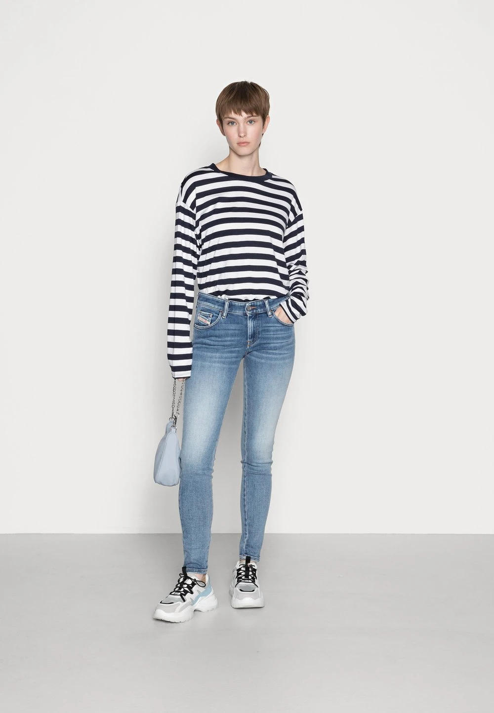 Diesel Qualité Excellente SLANDY LOW - Jeans Skinny normale femme 2 Diesel Qualité Excellente SLANDY LOW - Jeans Skinny normale femme – Image 2