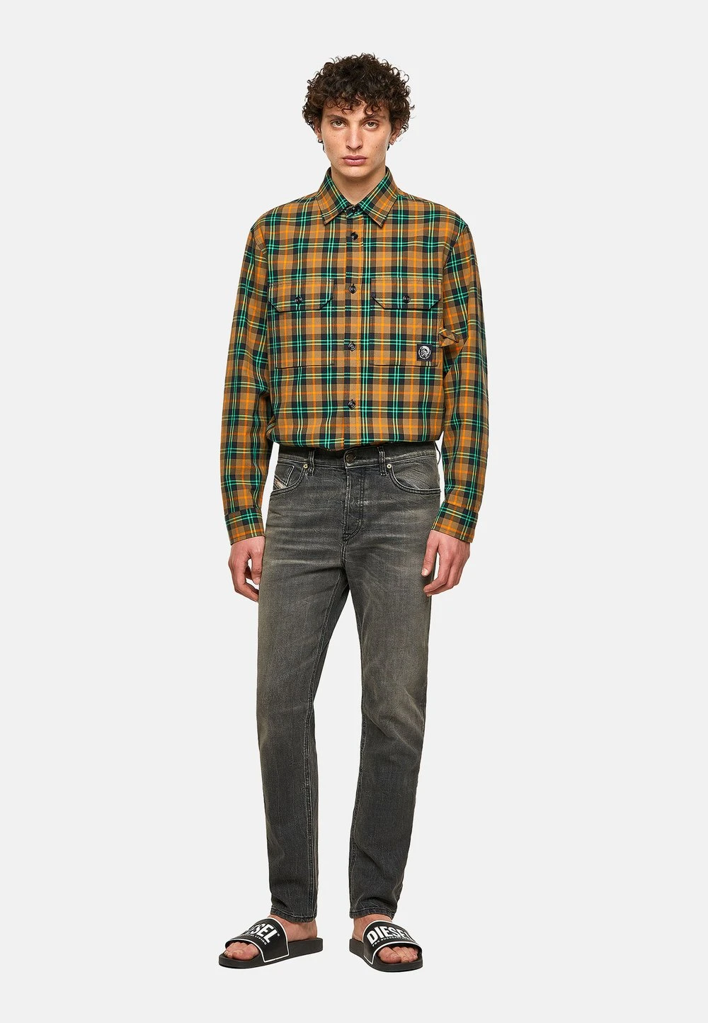 Vendre Diesel Jean droit jeans normale homme 2 Vendre Diesel Jean droit jeans normale homme – Image 2