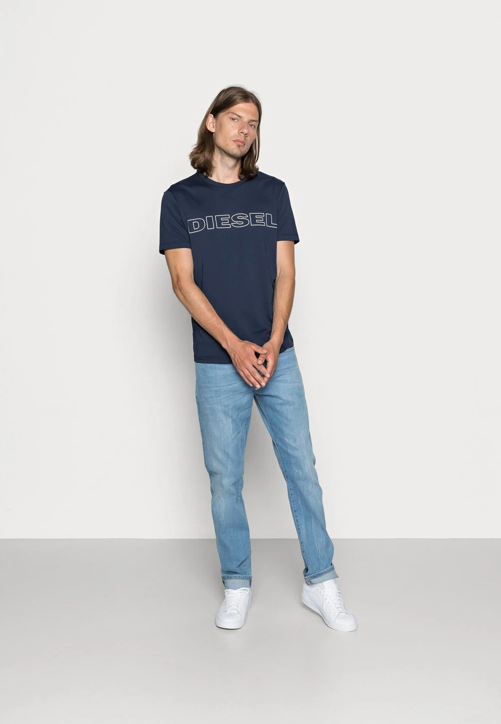 Diesel Bon Rapport Coût-Efficacité UMLT-JAKE - T-shirt imprimé t-shirts col rond male 2 Diesel Bon Rapport Coût-Efficacité UMLT-JAKE - T-shirt imprimé t-shirts col rond male – Image 2