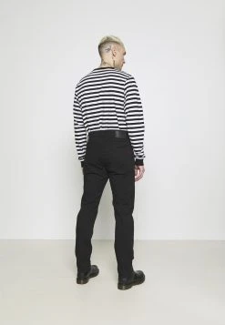 Diesel Meilleure qualité D-FINING - Jeans fuselé normale male 23 Diesel Meilleure qualité D-FINING - Jeans fuselé normale male -Boutique France Diesel 59c5a3283a7b490587203e9beaa9f1dc