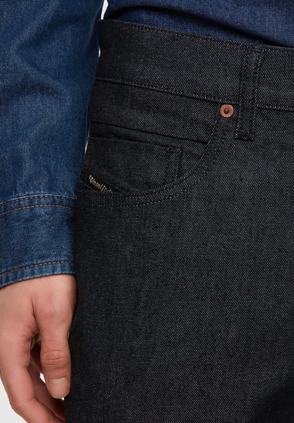 Prix Sacrifiés Diesel Jean droit jeans normale homme 4 Prix Sacrifiés Diesel Jean droit jeans normale homme – Image 4