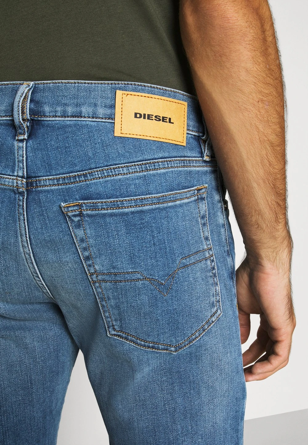 Diesel Discount En Ligne D-MIHTRY - Jean droit jeans normale homme 6 Diesel Discount En Ligne D-MIHTRY - Jean droit jeans normale homme – Image 6