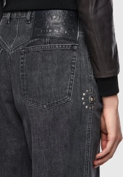 Produit de première qualité Diesel Jean boyfriend jeans femme femme -Boutique France Diesel 5d821c98e77146c0907eb5b2dd1ea049