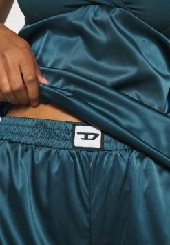 Diesel Qualité Fiable UFSET TANSH SAT - Pyjama lingerie normale femme 10 Diesel Qualité Fiable UFSET TANSH SAT - Pyjama lingerie normale femme -Boutique France Diesel 617e4613b40940e0a3b5a4bd5e112eb5