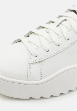 Diesel S-SHIKA LOW LACE - Baskets basses excellente qualité sneakers rond homme -Boutique France Diesel 634927c785a442c1852af57061e53a9d