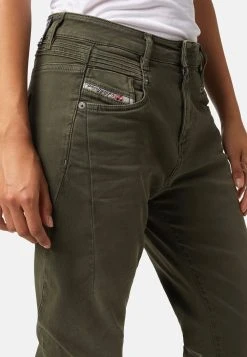 Diesel Prix Ourlé FAYZA - Jean slim jeans normale femme -Boutique France Diesel 654162a454a44e0ab1945e2eb3632e70