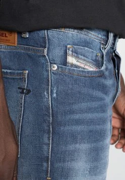 Diesel D-VOCS - Jean droit Prix Jamais Vus jeans haute male 11 Diesel D-VOCS - Jean droit Prix Jamais Vus jeans haute male -Boutique France Diesel 67ba33fda3014fdabc7d897810c5ddb1