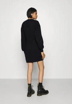 Diesel CORSETT DRESS - Robe de jour Meilleur Prix Garanti robes col rond femme 7 Diesel CORSETT DRESS - Robe de jour Meilleur Prix Garanti robes col rond femme -Boutique France Diesel 691ae56346d44044b0b867217a7b7838